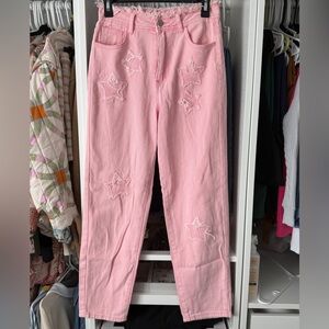 SHEIN Light Pink Frayed Denim Jeans with Star Appliqués